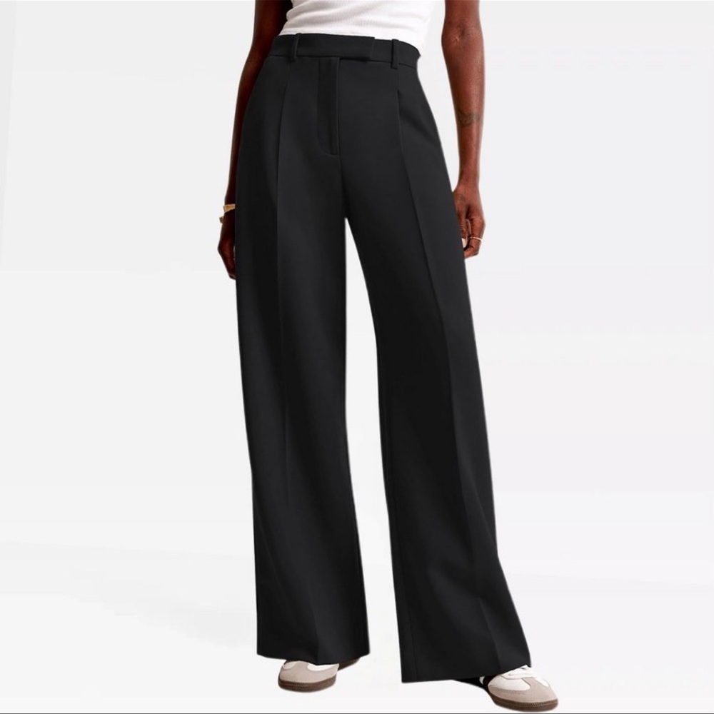 Elegant Black Wide-Leg Women's Pants